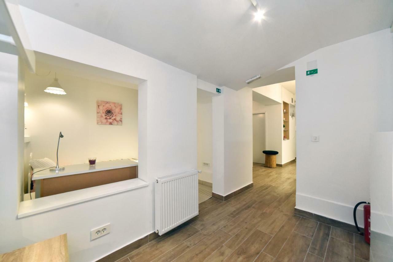 Ban Jelacic Apartment Загреб Екстериор снимка